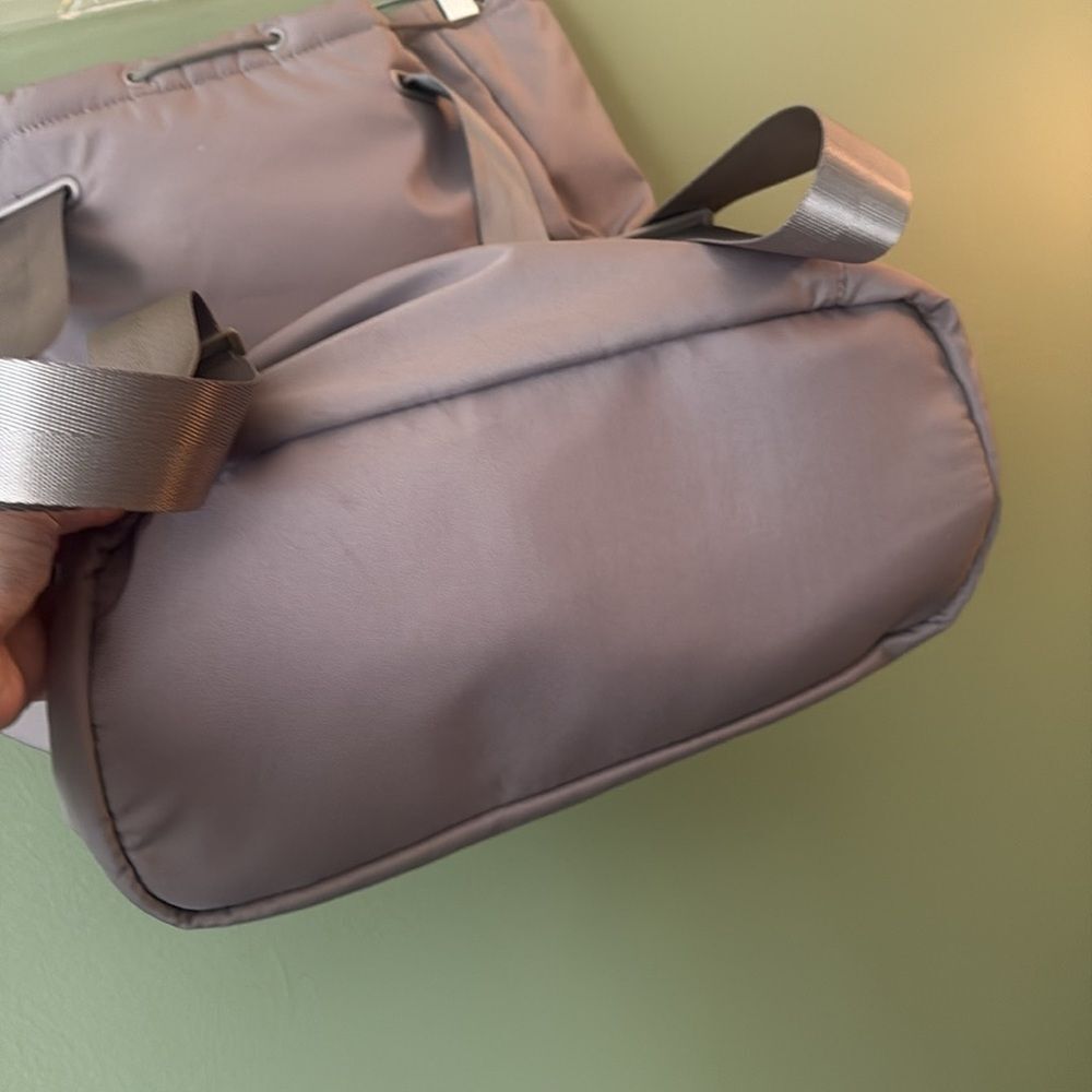 Beyond Yoga Convertible Gym Bag Birch Backpack Tote - Picture 10 of 11
